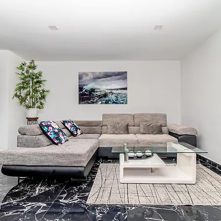 Old Town Kalvarija * Rijeka