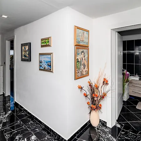 Old Town Kalvarija * Rijeka