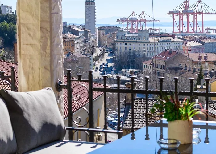 Old Town Kalvarija 아파트 리예카