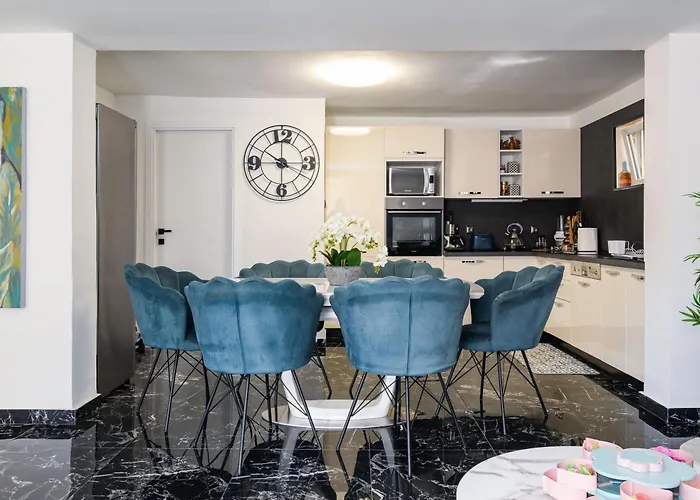 Old Town Kalvarija 아파트 리예카