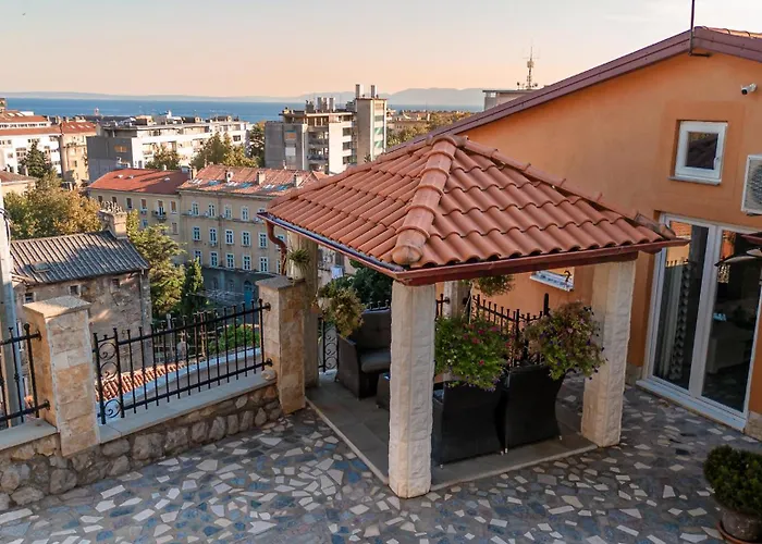 Old Town Kalvarija Daire Rijeka