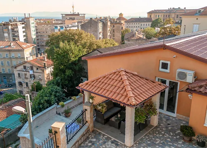 Old Town Kalvarija Rijeka