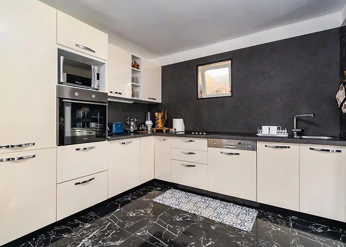 Daire Old Town Kalvarija Rijeka